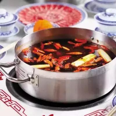 秋天到了，學(xué)學(xué)這5款火鍋湯底的做法吧！