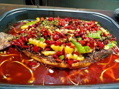 萬州烤魚技術(shù)培訓(xùn)怎樣可以學(xué)好？培訓(xùn)期間包食宿