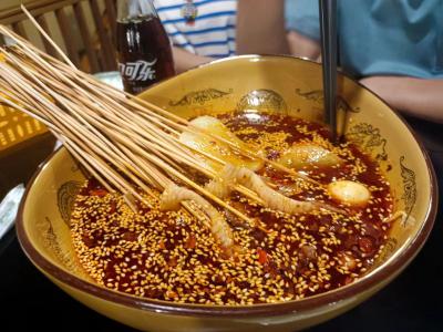 小吃培訓(xùn)學(xué)校多少錢？培訓(xùn)小吃價格學(xué)校有哪些？