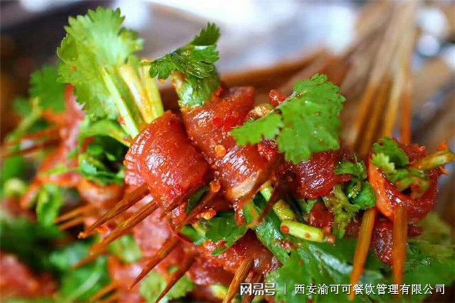 串串香培訓學校哪個好？成都哪里可以學串串香技術？